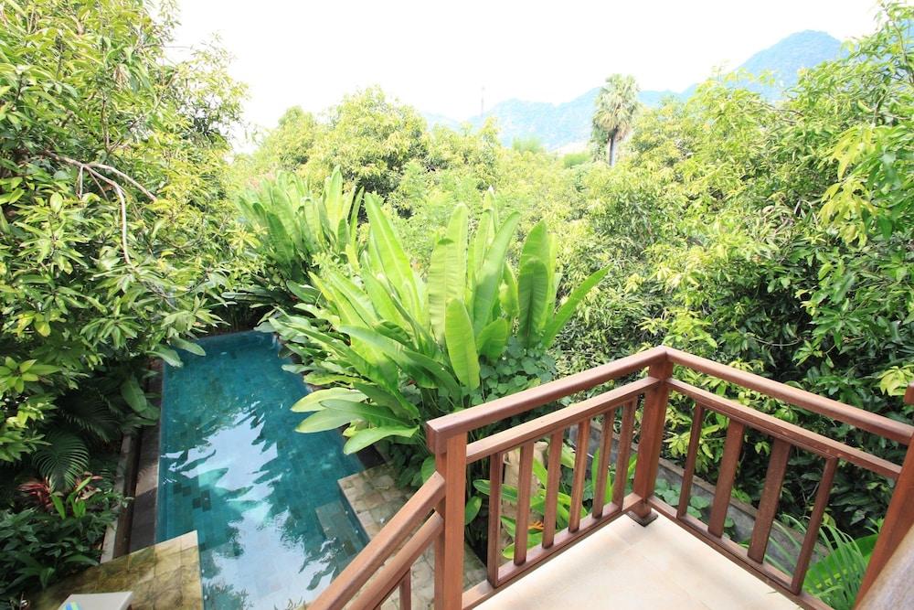 Villa Sutra