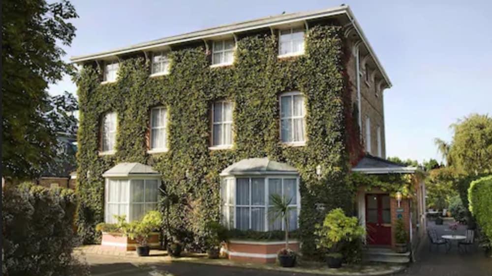 Aberdeen Lodge