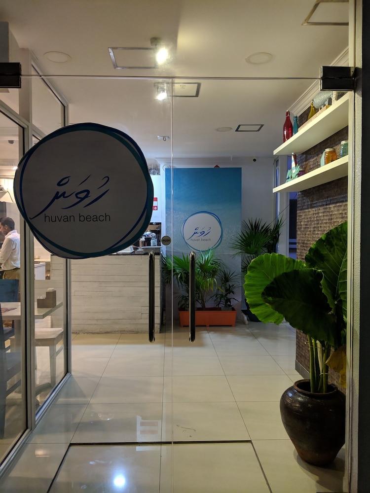 هوفان بيتش هوتل آت هولومالي الفندق من الداخل