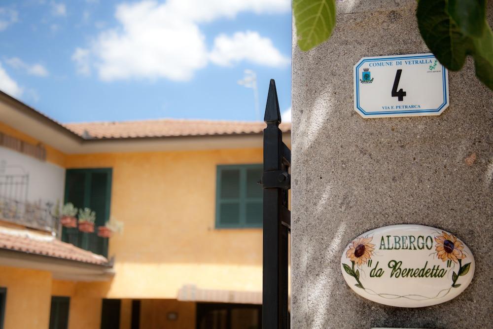 Albergo da Benedetta Exterior detail