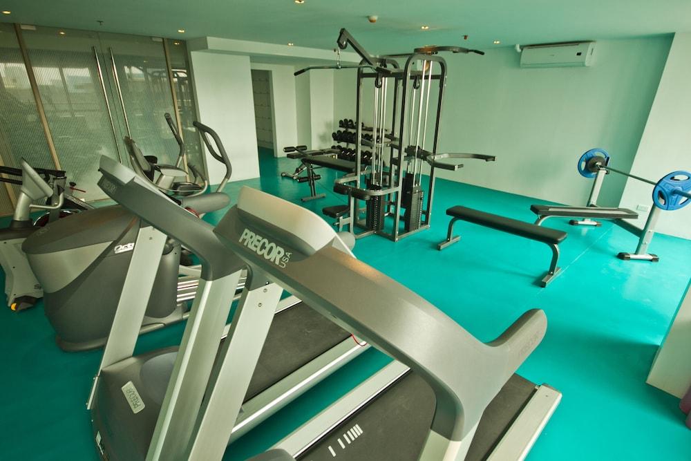 كاي ا سيرفيسد ريزيدنسيز مانيدجد باي هيي صالة الألعاب الرياضية