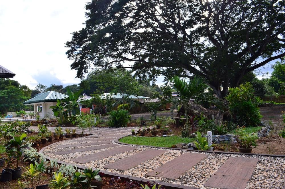 بونس دي ليون جاردن ريزورت بويرد باي أستون المنطقة المحيطة بالمنشأة