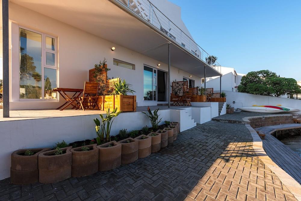 Marina Views Exterior