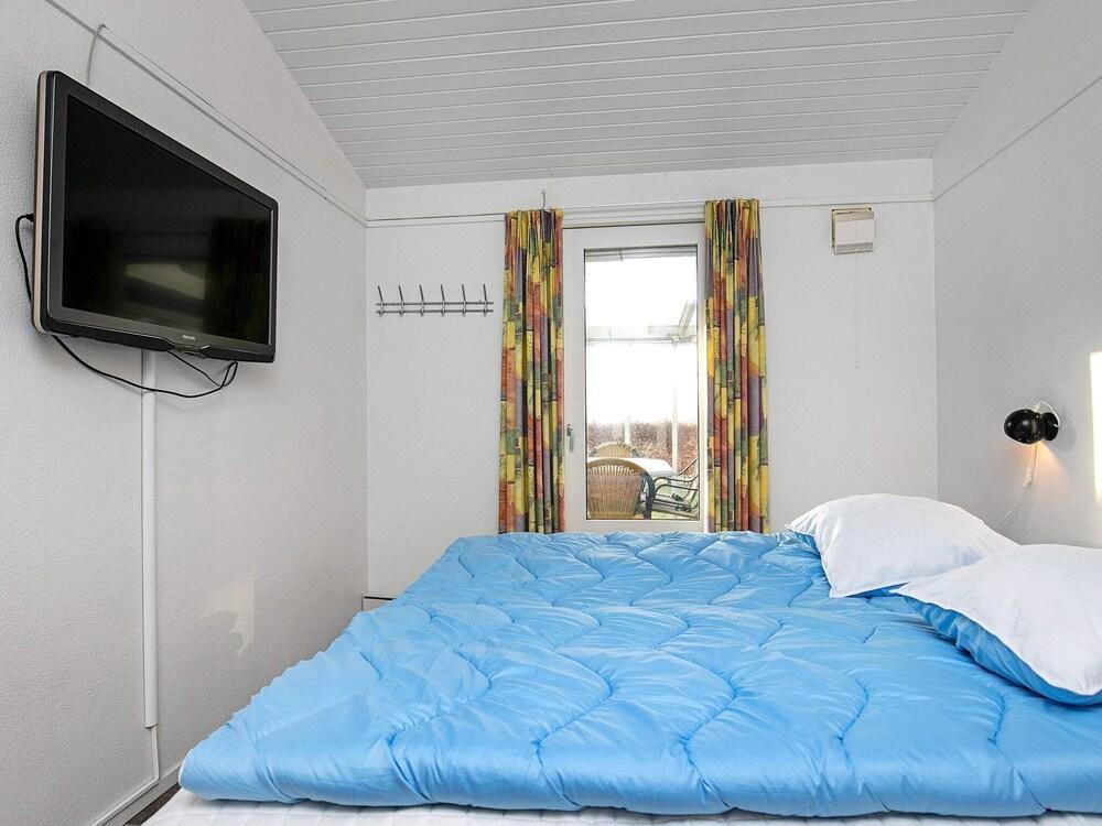 سي سايد هوليداي هوم إن سبوتروب ويذ تيريس غرفة