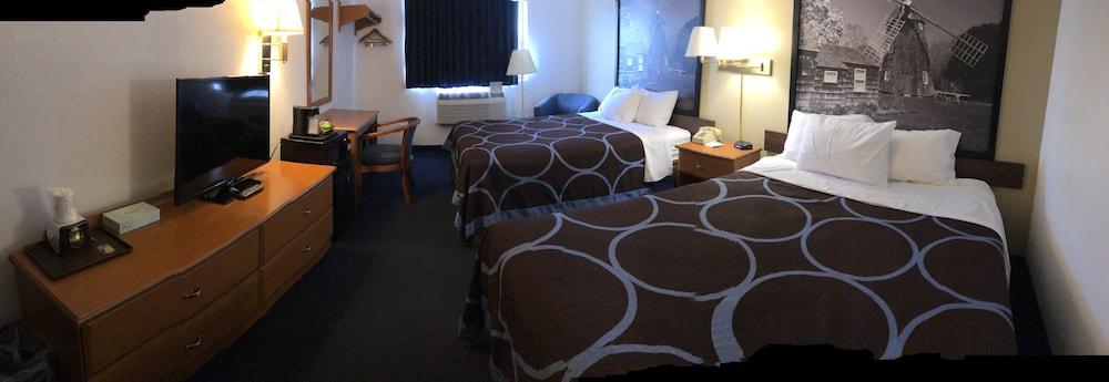 سوبر 8 باي ويندام مونتغومري مايبروك غرفة