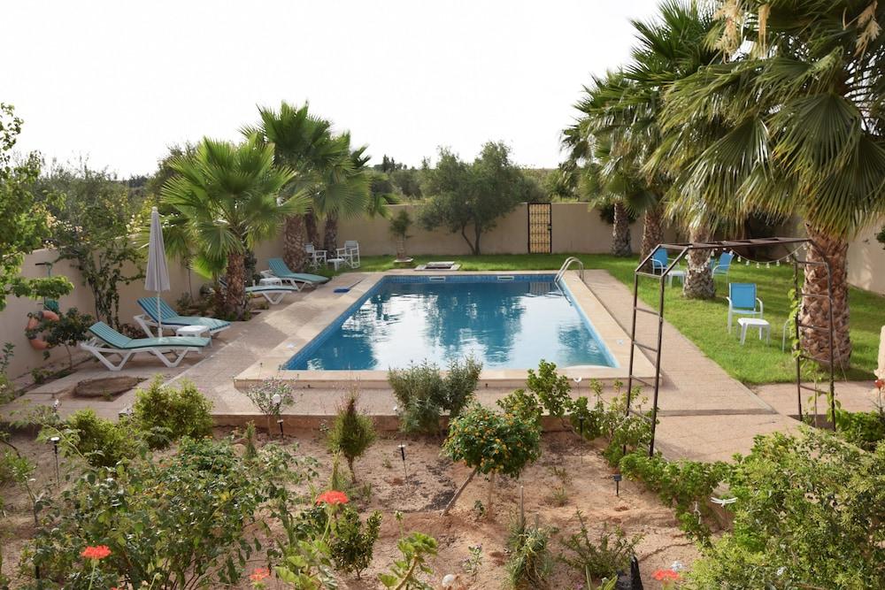 Dar El Ferdaous Outdoor Pool