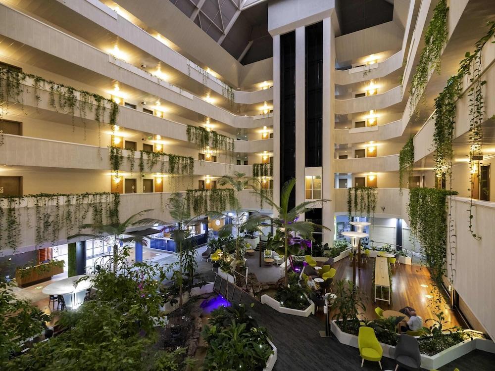 Novotel Darwin CBD