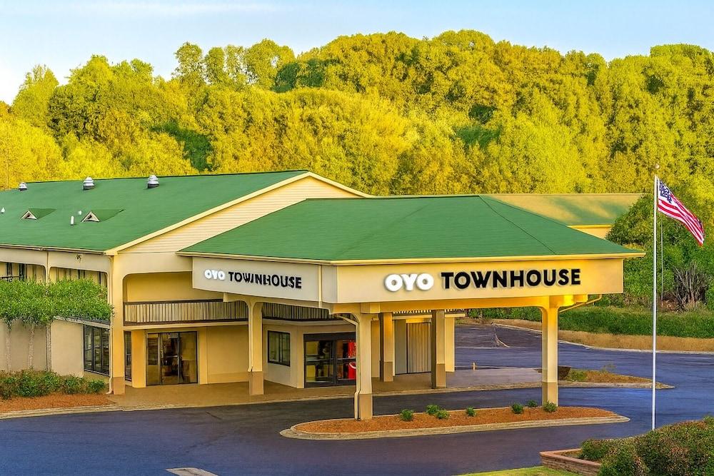 تاون هاوس وينستون ساليم - يونيفيرسيتي