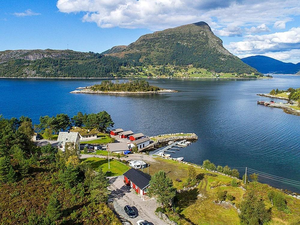 8 بيرسون هوليداي هوم إن فلاتراكيت باي تراوم