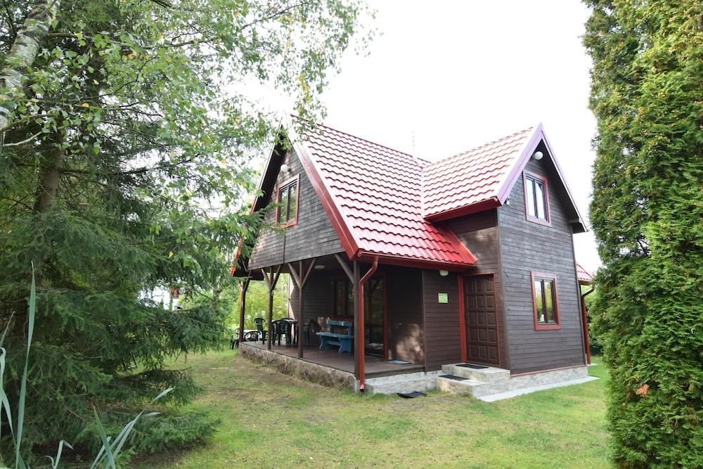 وودن هاوس باي ليك رادان سكي، بولاند