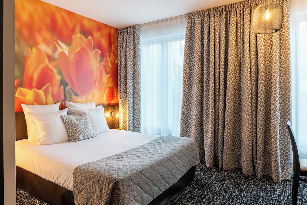 ذا أوريجينالز بوتيك، هوتل دي لا بايس، بريست