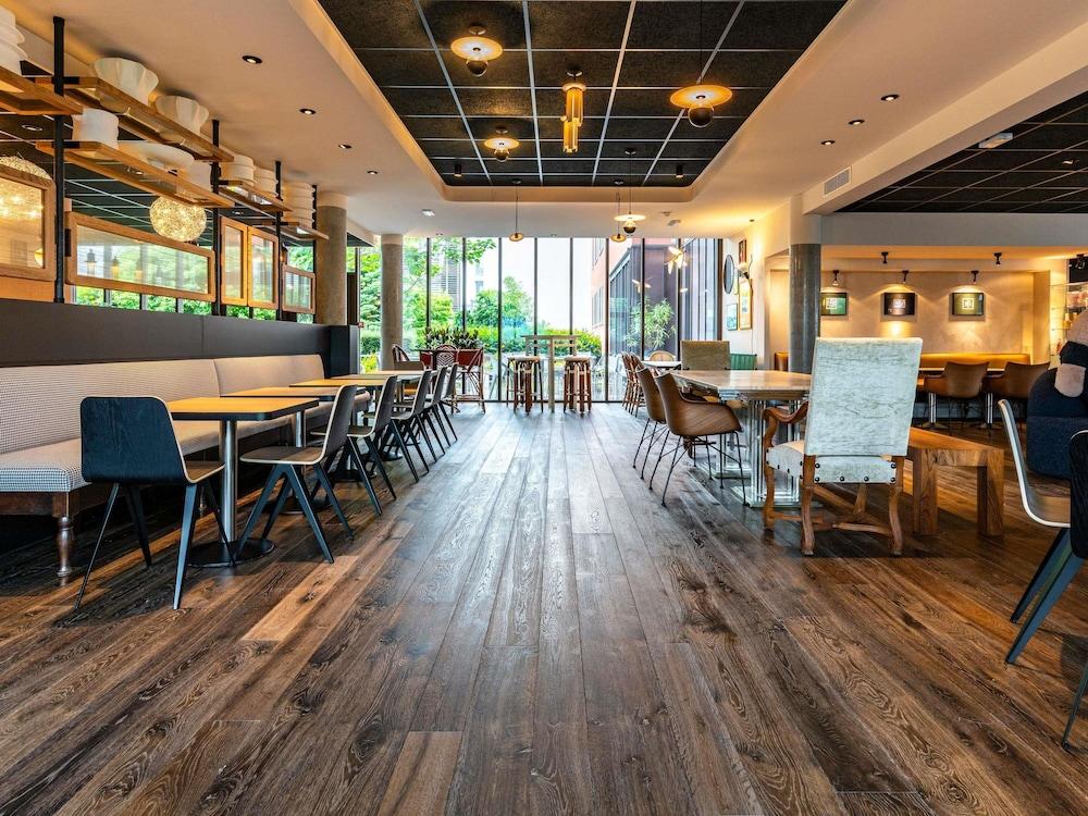 نوفوتيل سويتس ريمز سنتر