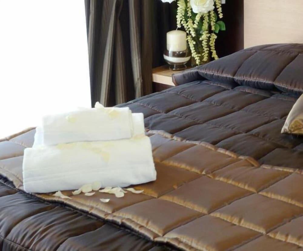 إي إتش روم آيربروت