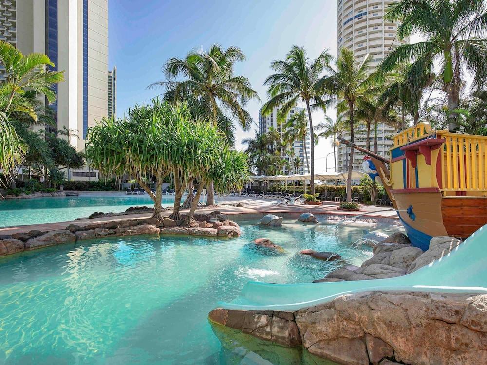 مانترا كراون تاورز