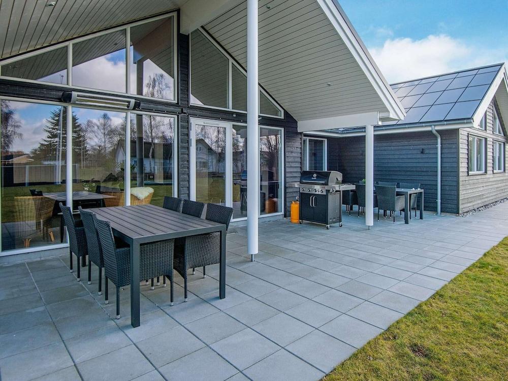 هوليداي هوم إن خويلزميندي