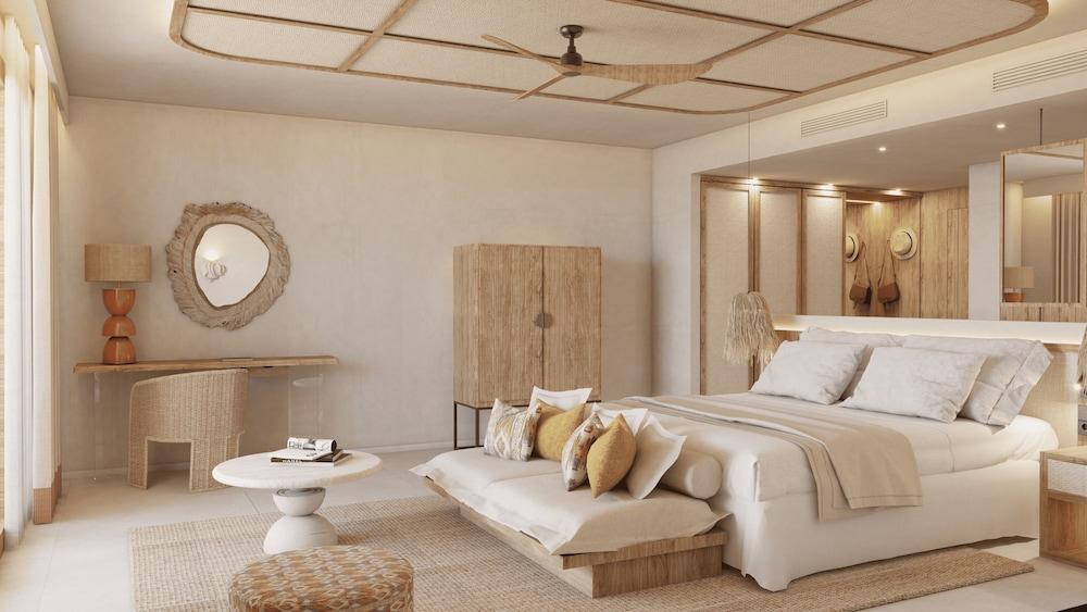 يونيفيرسال هوتل لاجونا