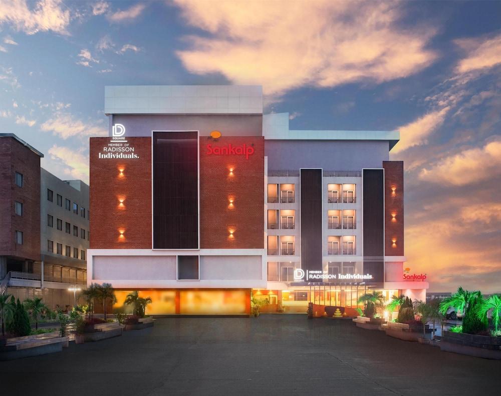 D Square Statue of Unity Kevadia, a member of Radisson Individuals