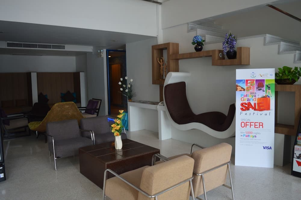 Aya Boutique Hotel Pattaya Lobby Sitting Area