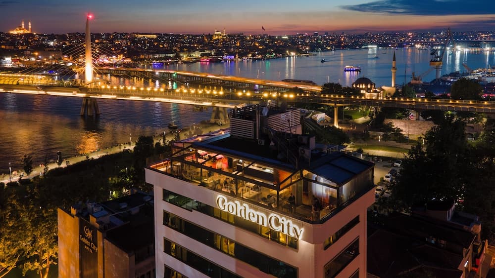 Istanbul Golden City Hotel Featured Image