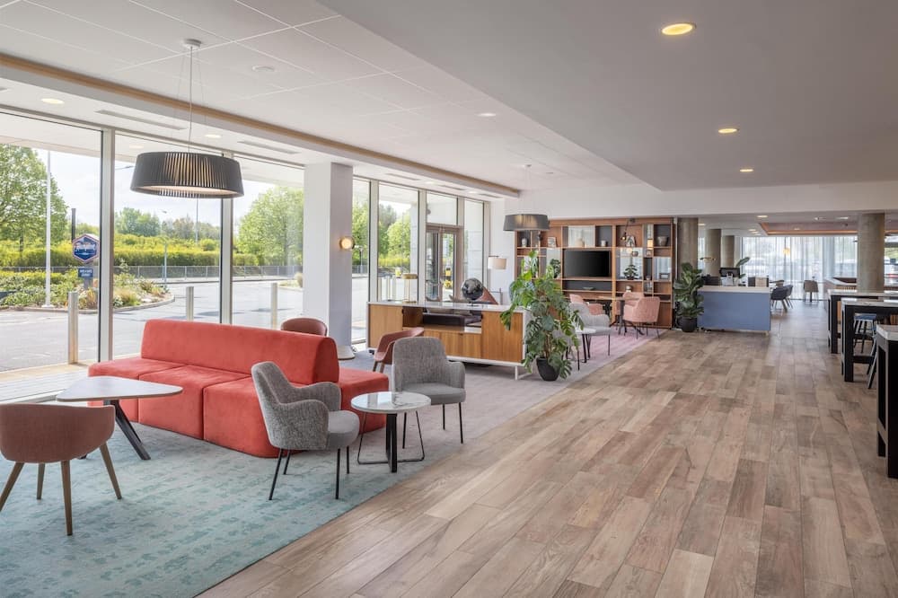 Hampton by Hilton London Stansted Airport Featured Image