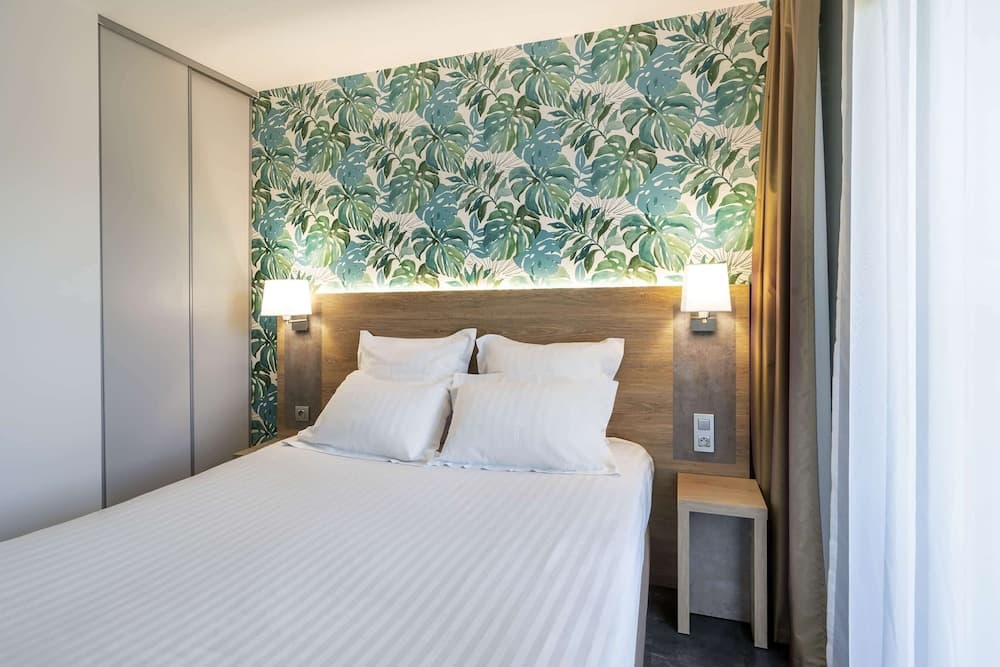 Best Western Les Aureliades Featured Image