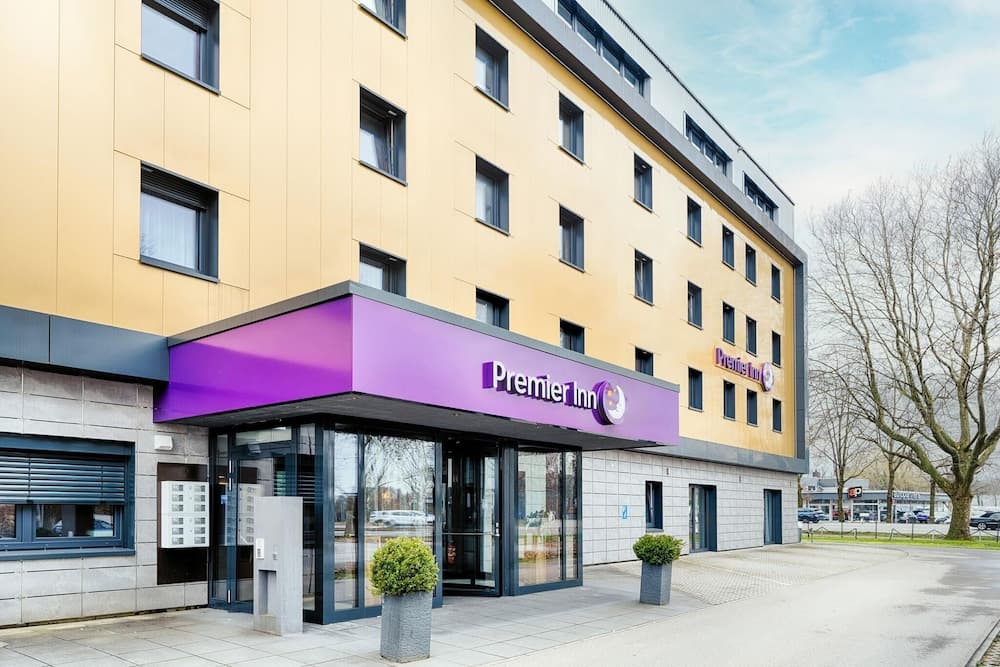Premier Inn Lindau Exterior