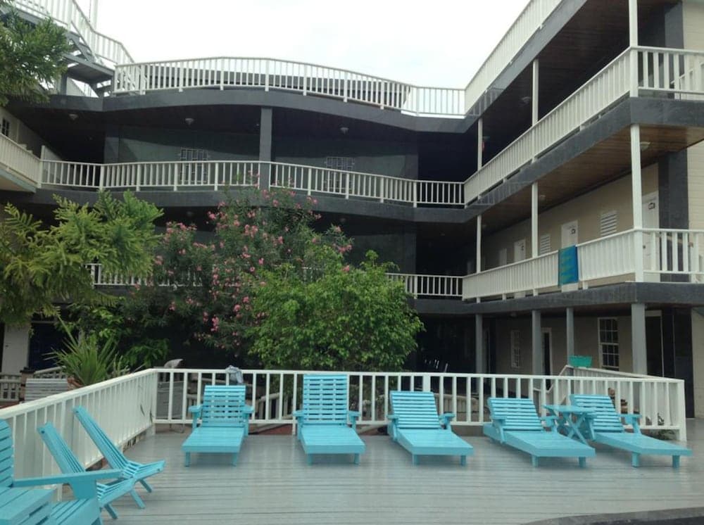 China Town Hotel Sundeck