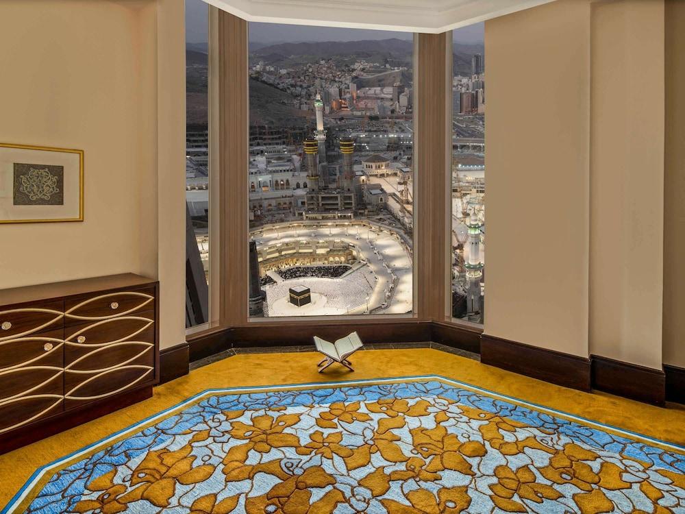 فندق برج ساعة مكة الملكي فيرمونت - Exterior