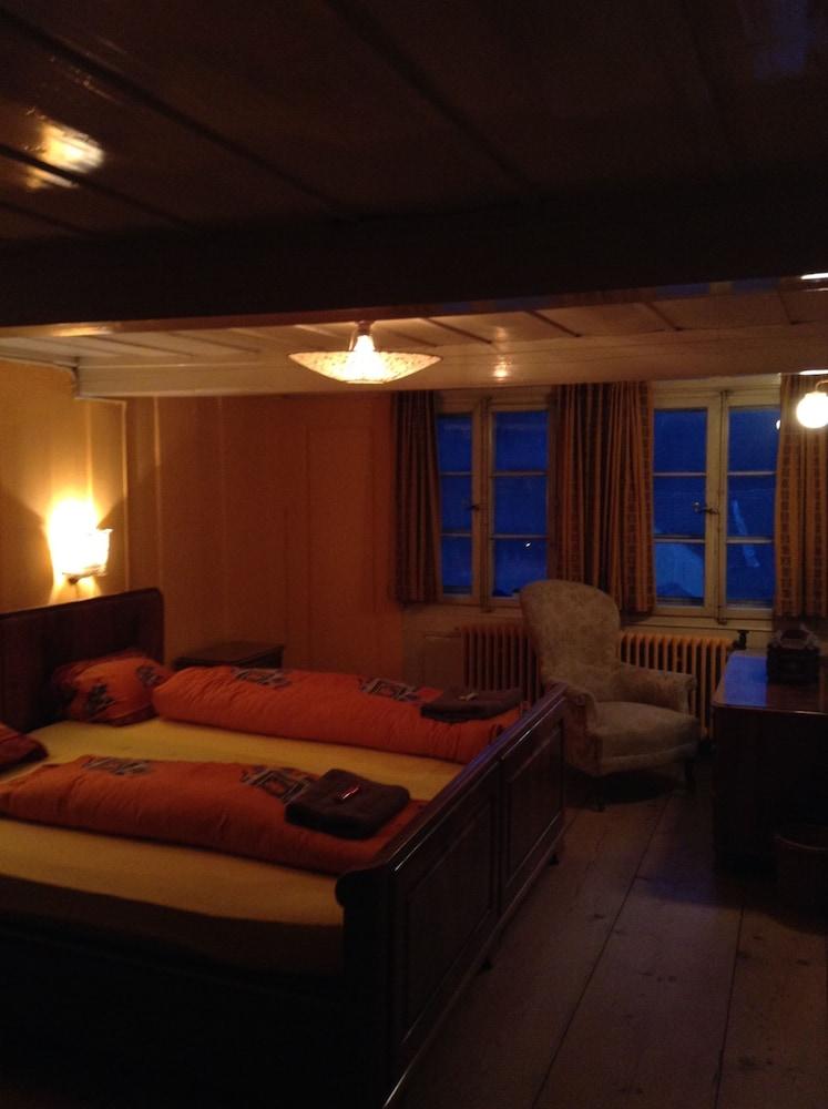 200 Year Old Swiss House - Room