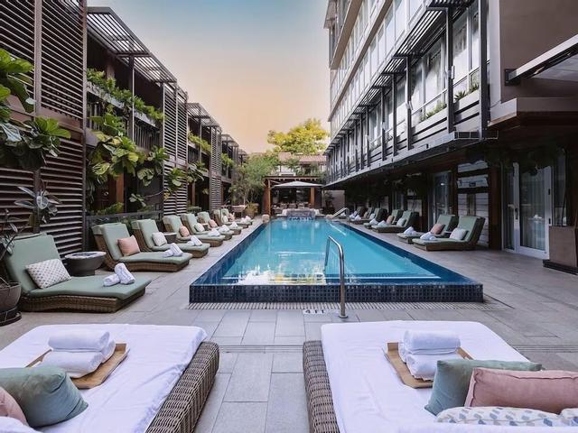 لينوكس هوتل ميامي بيتش