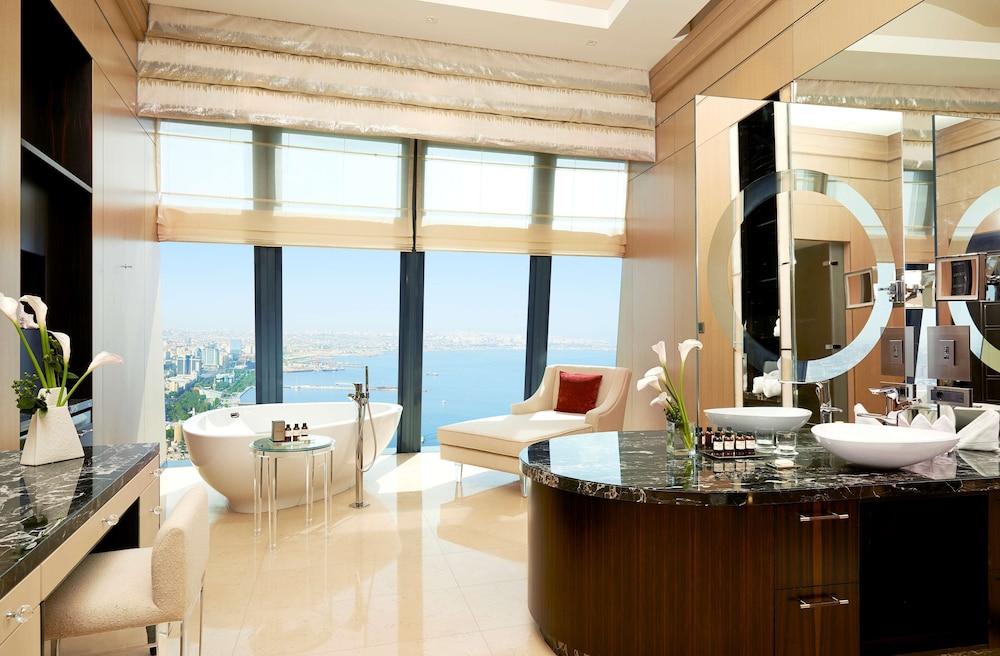 فيرمونت باكو - فليم تاورز