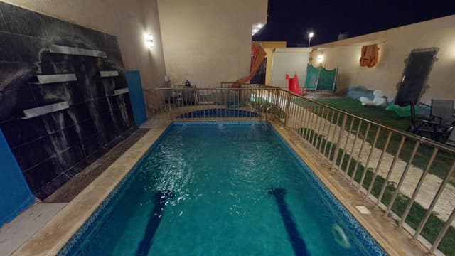 شاليه أنيق وبروجكتور | 172