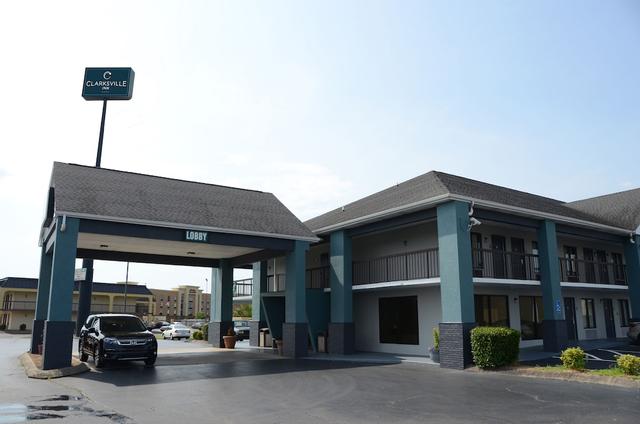 جيست هاوس كلاركسفيل