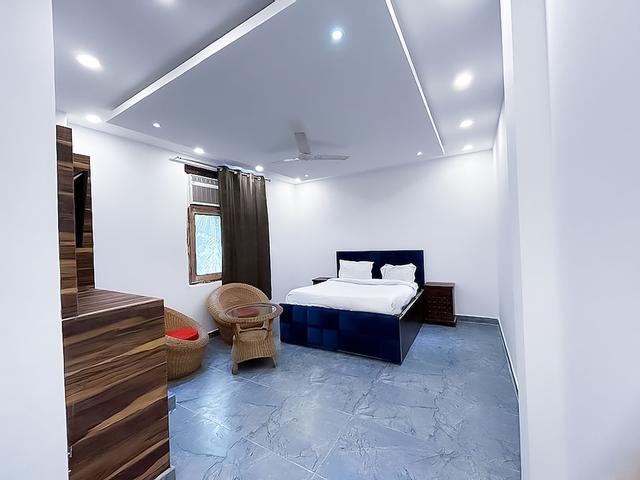 Roomshala 149 Hotel Bay Leaf Resort