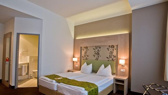 راثاوس هوتلز أوبرفيسينثال وول جميع الخدمات