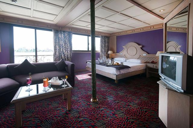 نايل سوبريم