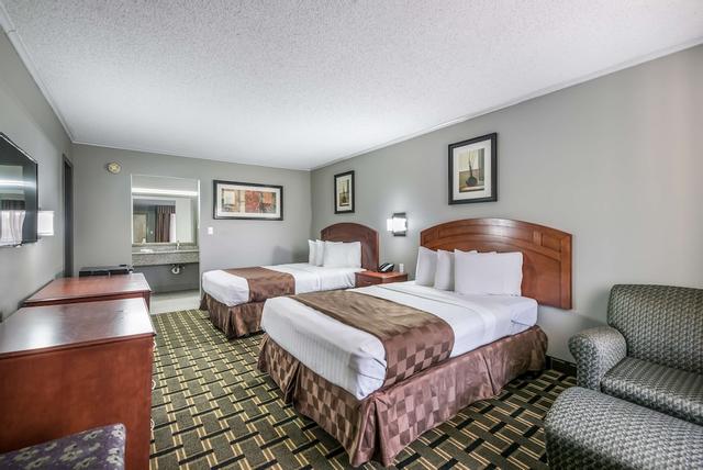 أميريكاز بيست فاليو إن آند سويتس أركاديلفيا