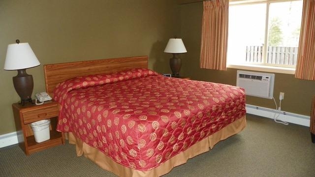 إنجوي إيه وينتر ويك آت بولارد بروك إن لينكواي إنت ش - بي بي دي مي ي د ت اتي27ت، اميوي يوشٓر