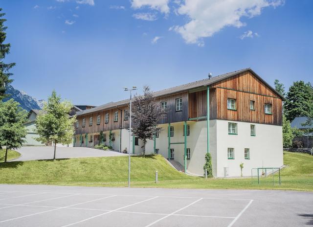 جوفا هوتل باد أوسي