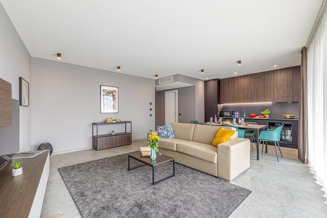 آيكون إيس 601 سويت إكزكيوتيف