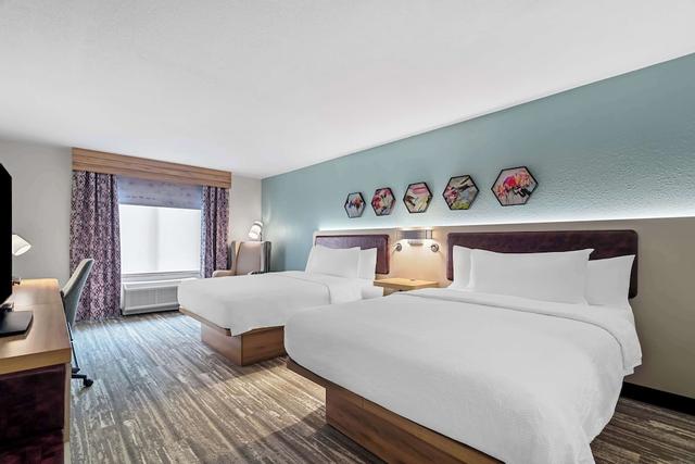 هيلتون جاردن إن كارترزفيل