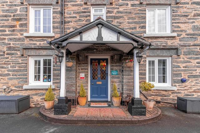 جلينتوروج هاوس