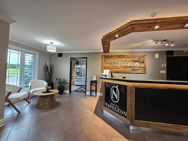 أوتل نابوليون