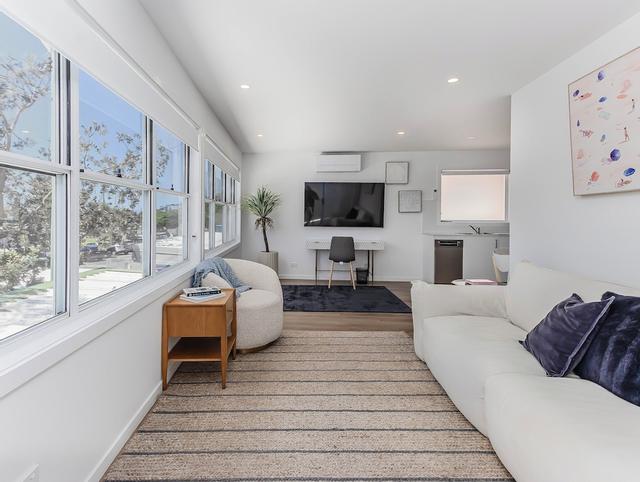 ريلاكس أون مارين باراد 2 بد د رو أبارتمنت