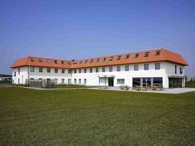 إيبيس بدجيت أوستيند أيربورت