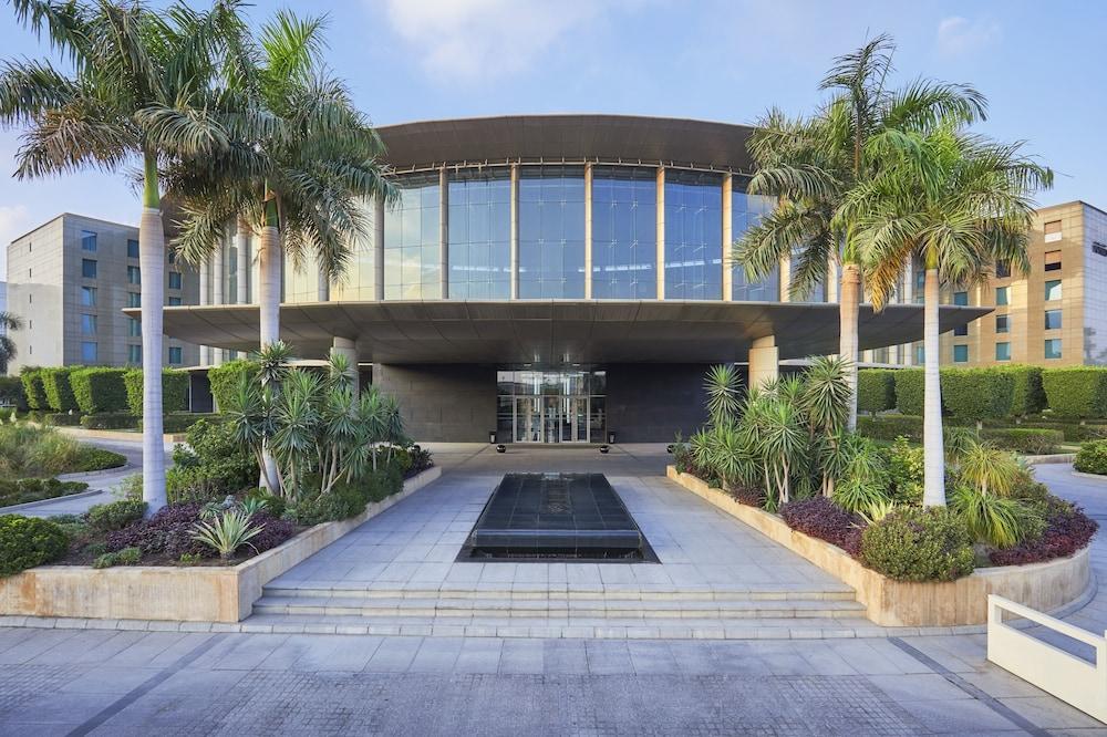 والدورف أستوريا القاهرة، هليوبوليس