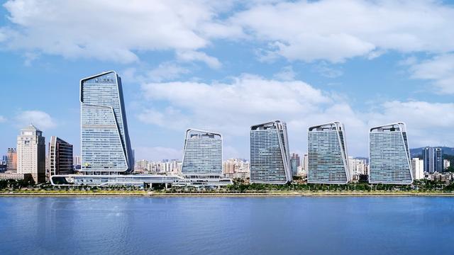 إنتركونتيننتال تشوهاي باي آيتش جي