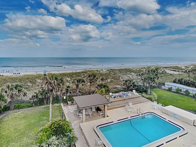 بيتش كومبر 403