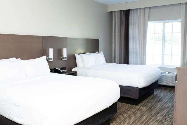 كانتري إن آند سويتس باي راديسون، برايري دو تشين