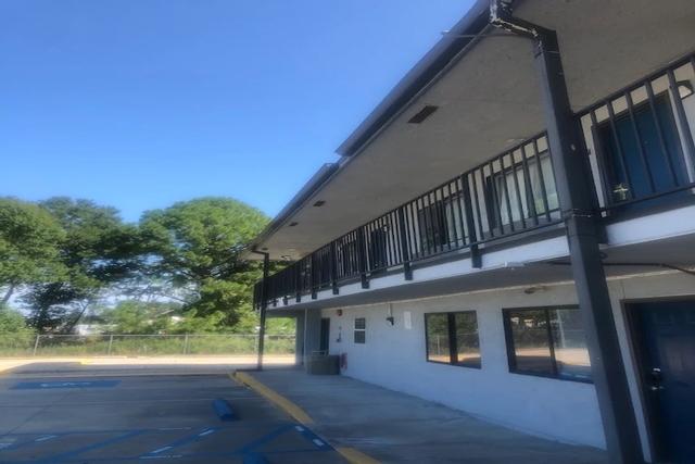 إستوديو 6 لافاييت، لويزيانا – آي 10 آند آي 49 إن